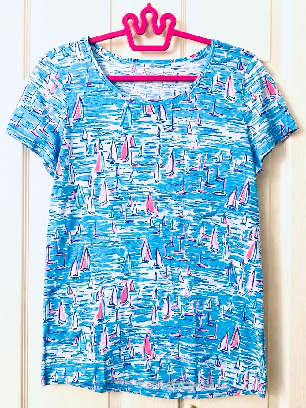 Lilly Pulitzer Sailboat Crew Neck Tee Light Blue Bright Pink Lilly Coastal Charm